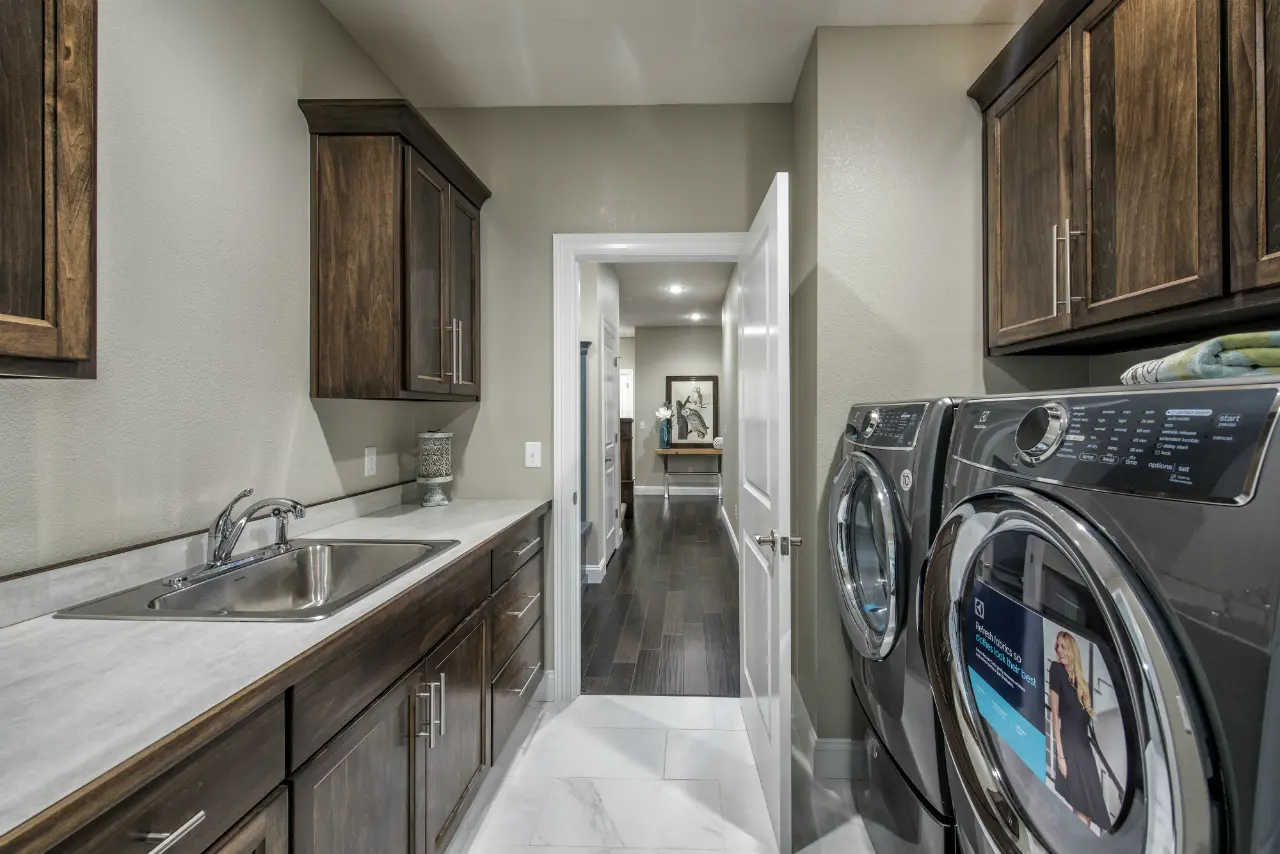 Custom homes - interior design