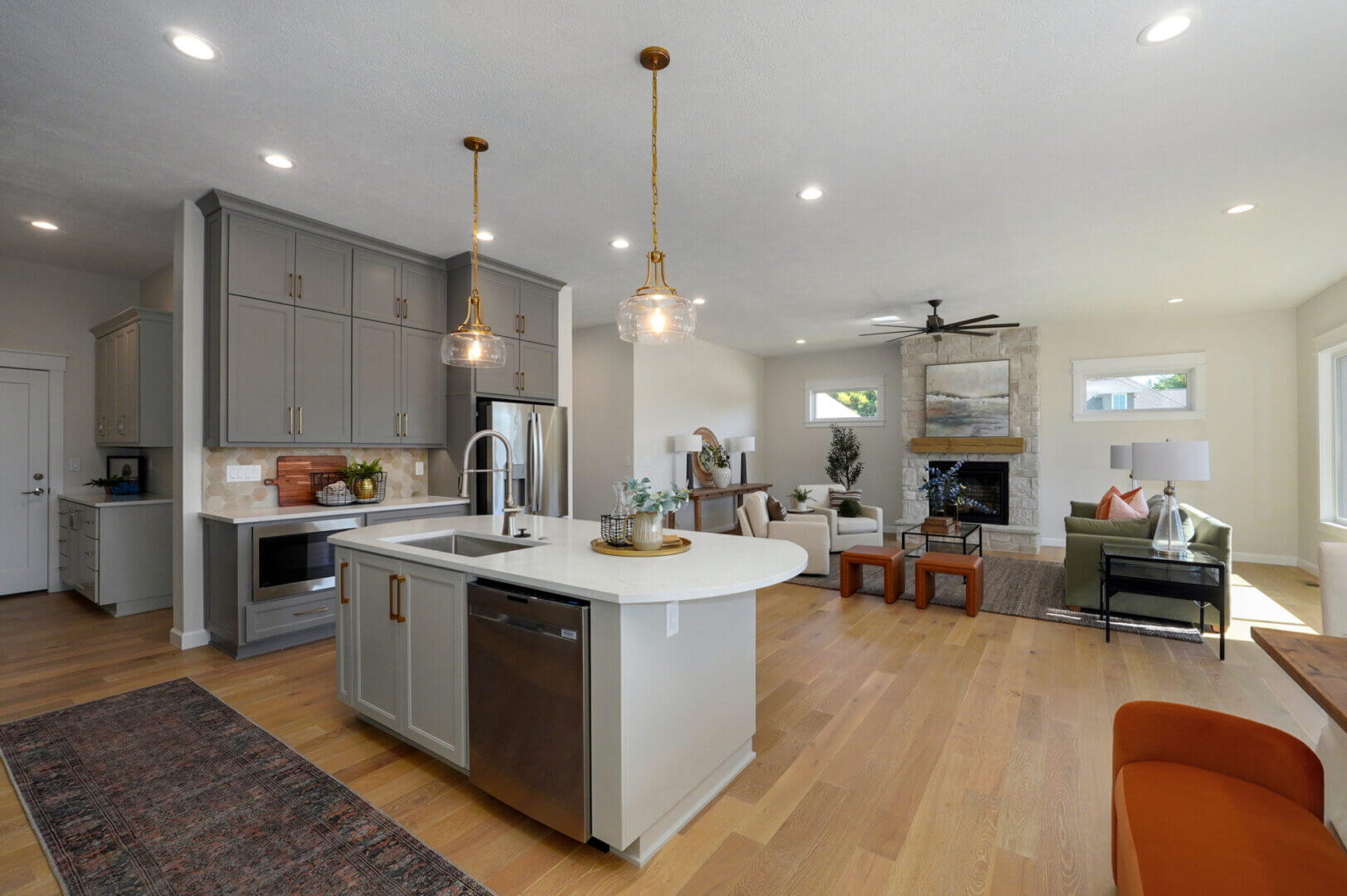 Custom Builder - Willard