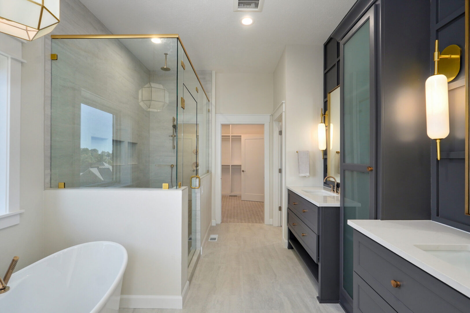 Custom bathroom - Ruskin