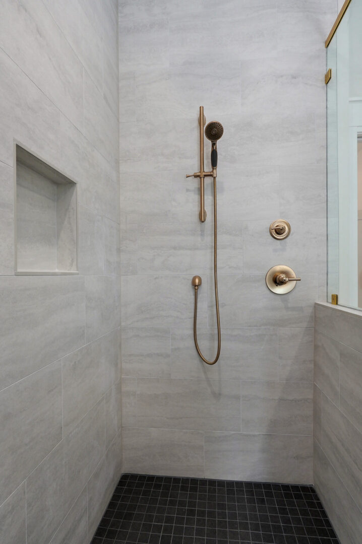Custom bathroom - Ruskin