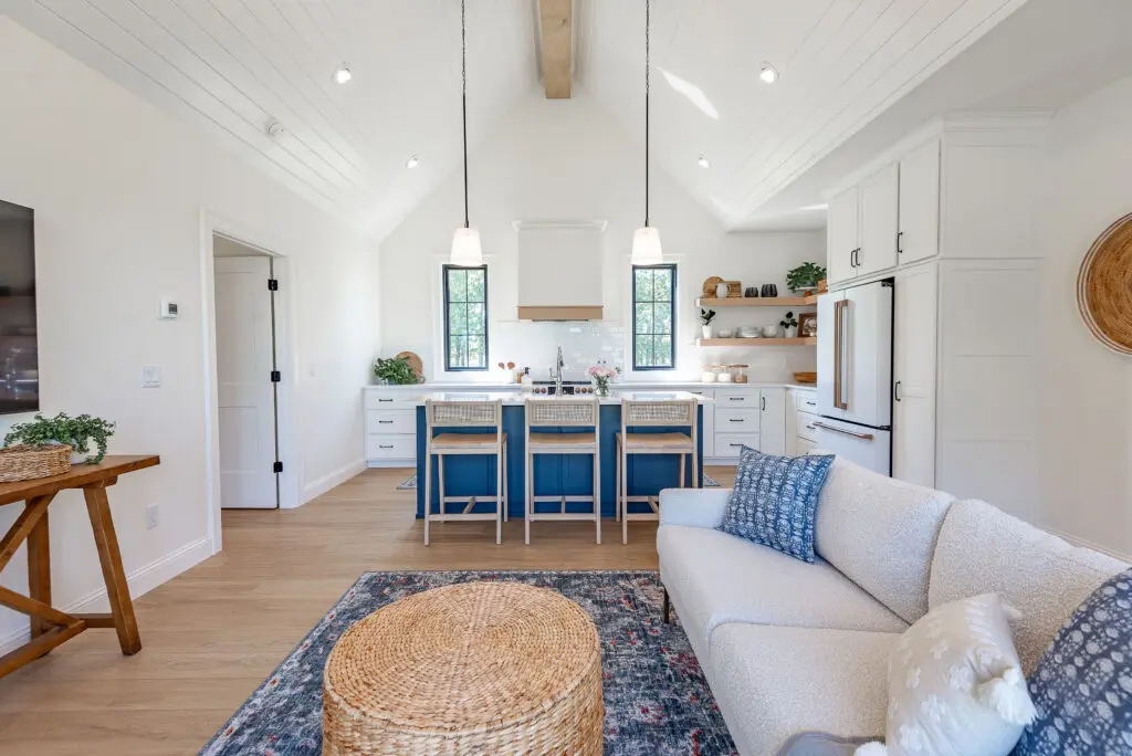 Custom home builder - Ruskin homes