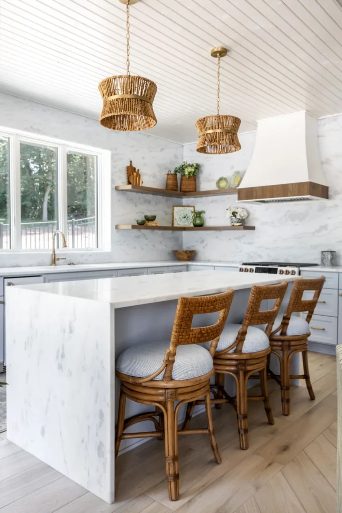 Pool house kitchen island - Ozark, MO