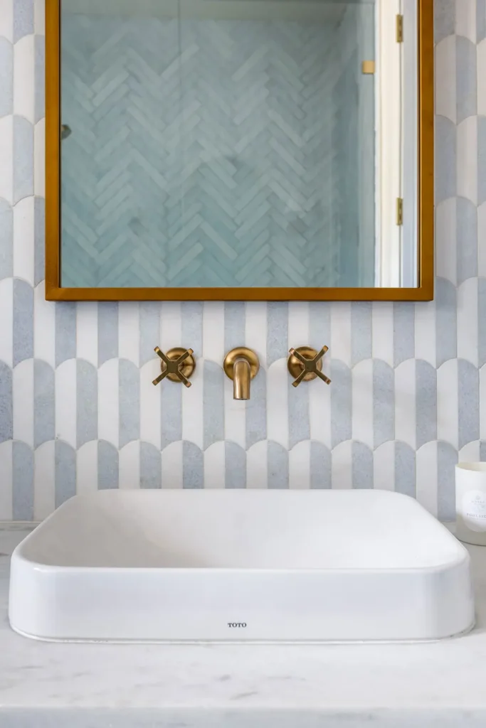 Pool house bathroom with soaking tub - Ozark, MO
